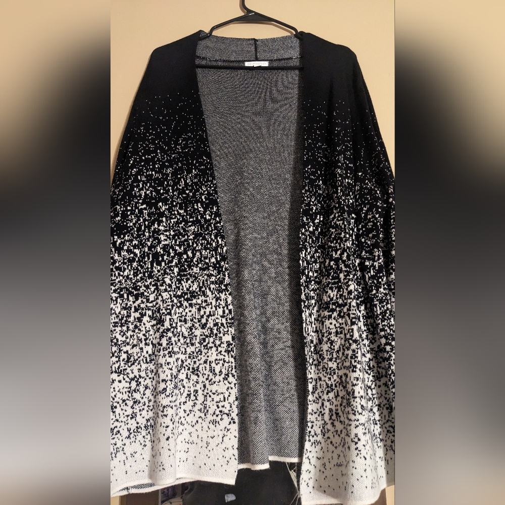 Long sleeve black and white sweater